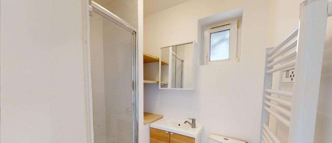 Jolie Appartement Meuble Audun-Le-Tiche エクステリア 写真